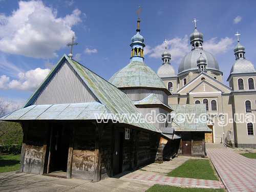 Фото Дмитра Антонюка, травень 2005 р.
