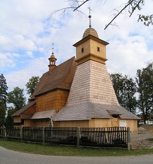 Щойно добудована репліка костелу в Остраві-Грабовій. Фото Карела Кучі, вересень 2004 р.